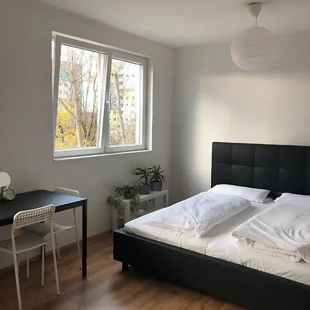 L8 Street Monteurwohnung - Gagarinstrasse 123